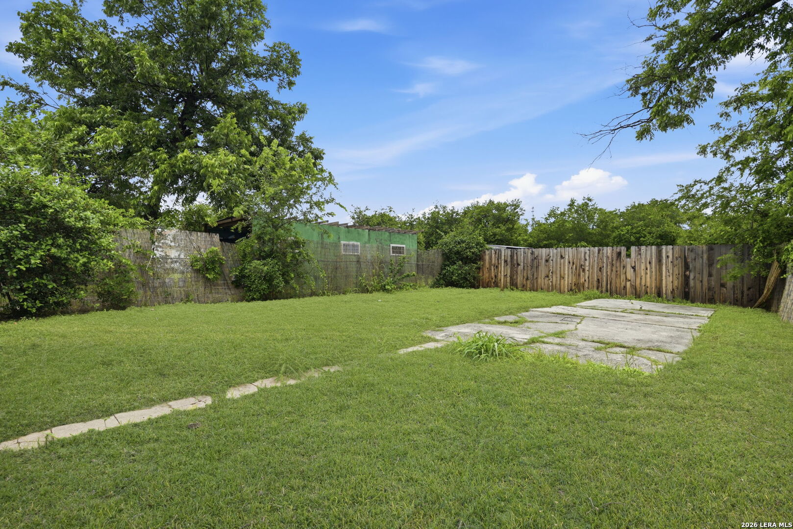 main property photo 23