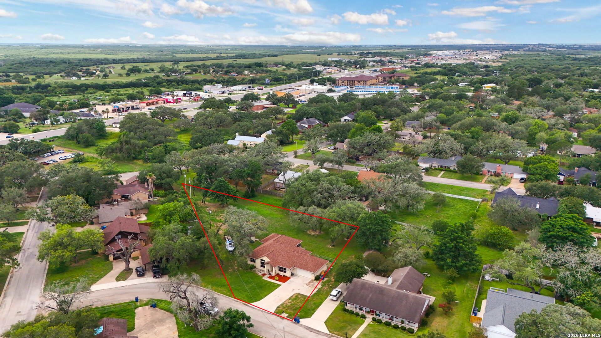 main property photo 40
