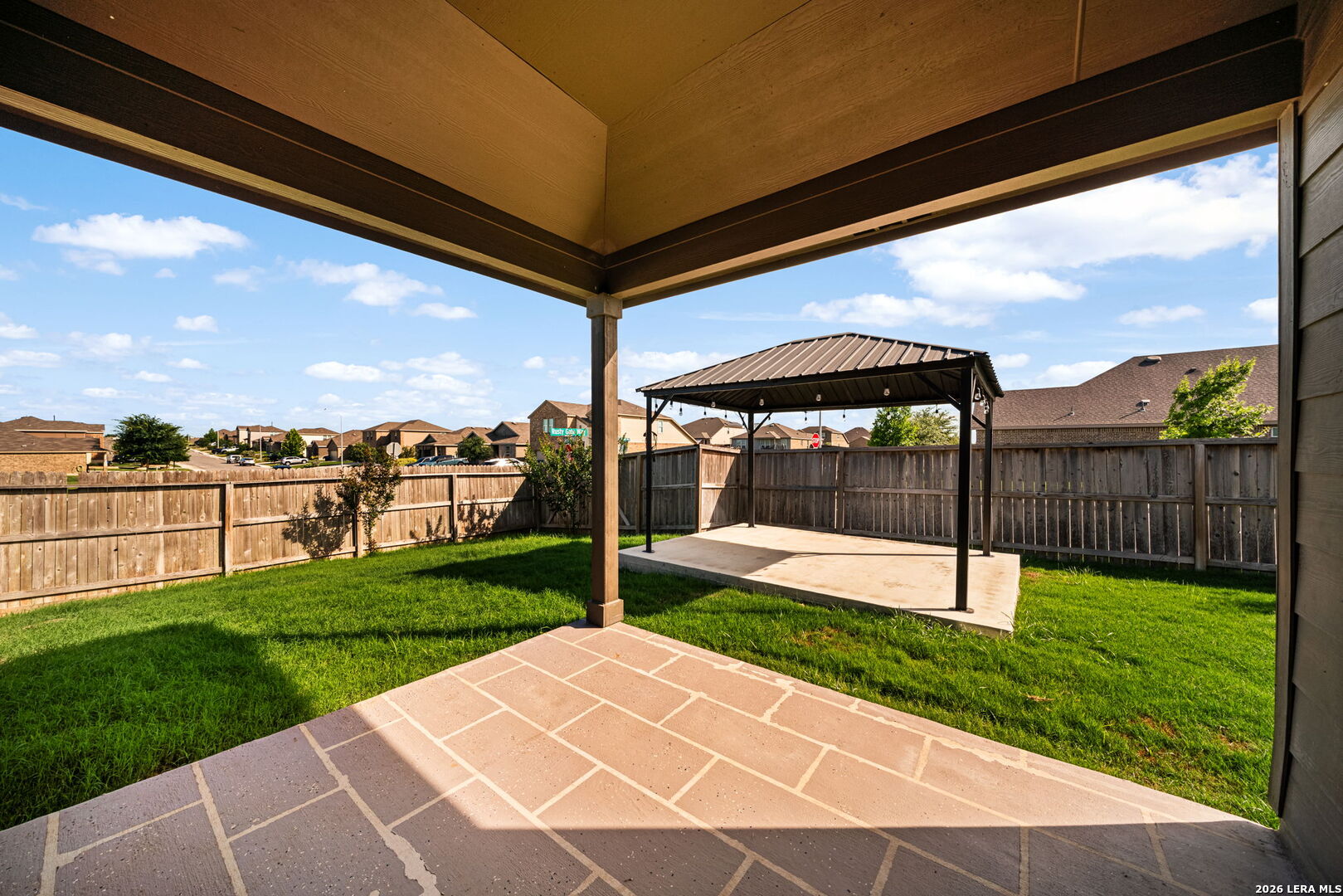 main property photo 21