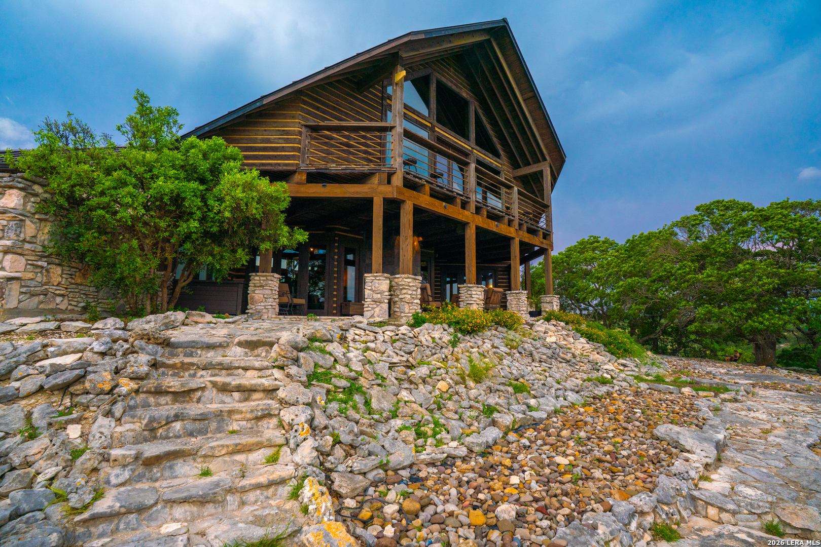 main property photo 39