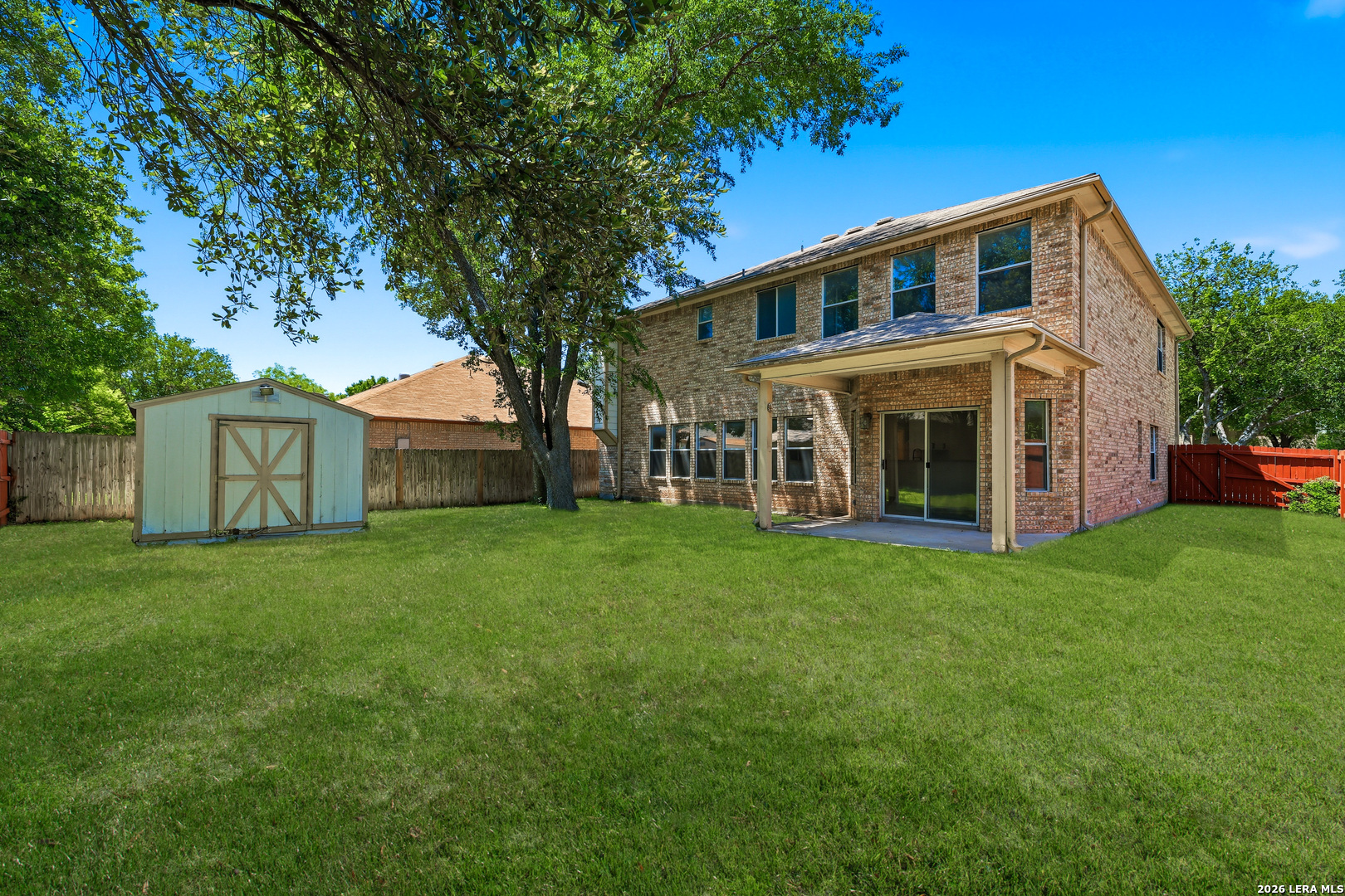 main property photo 29