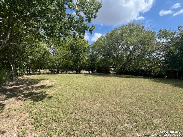 main property photo 11