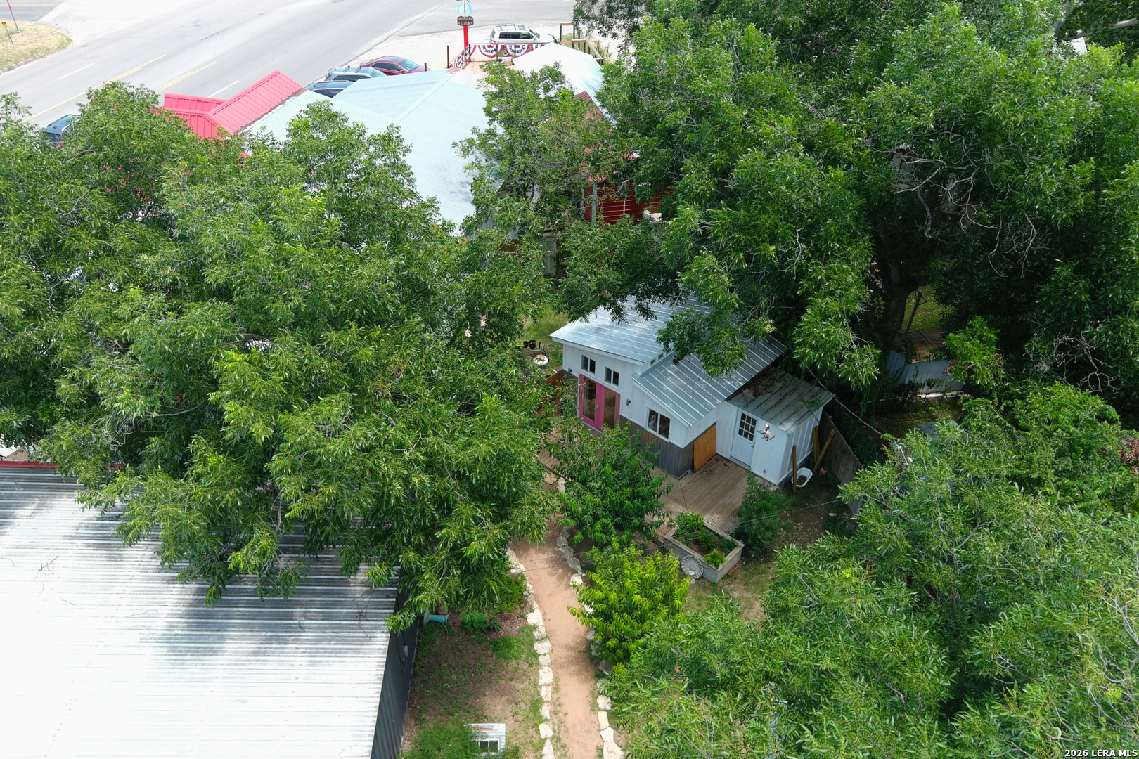main property photo 14