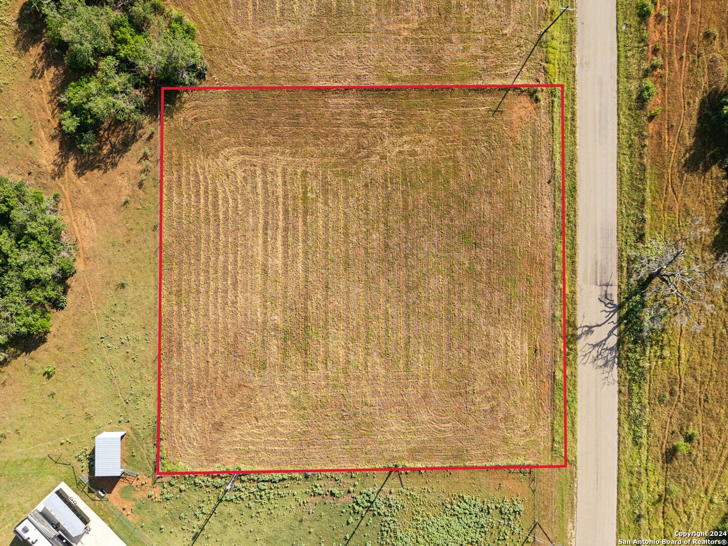 main property photo 4
