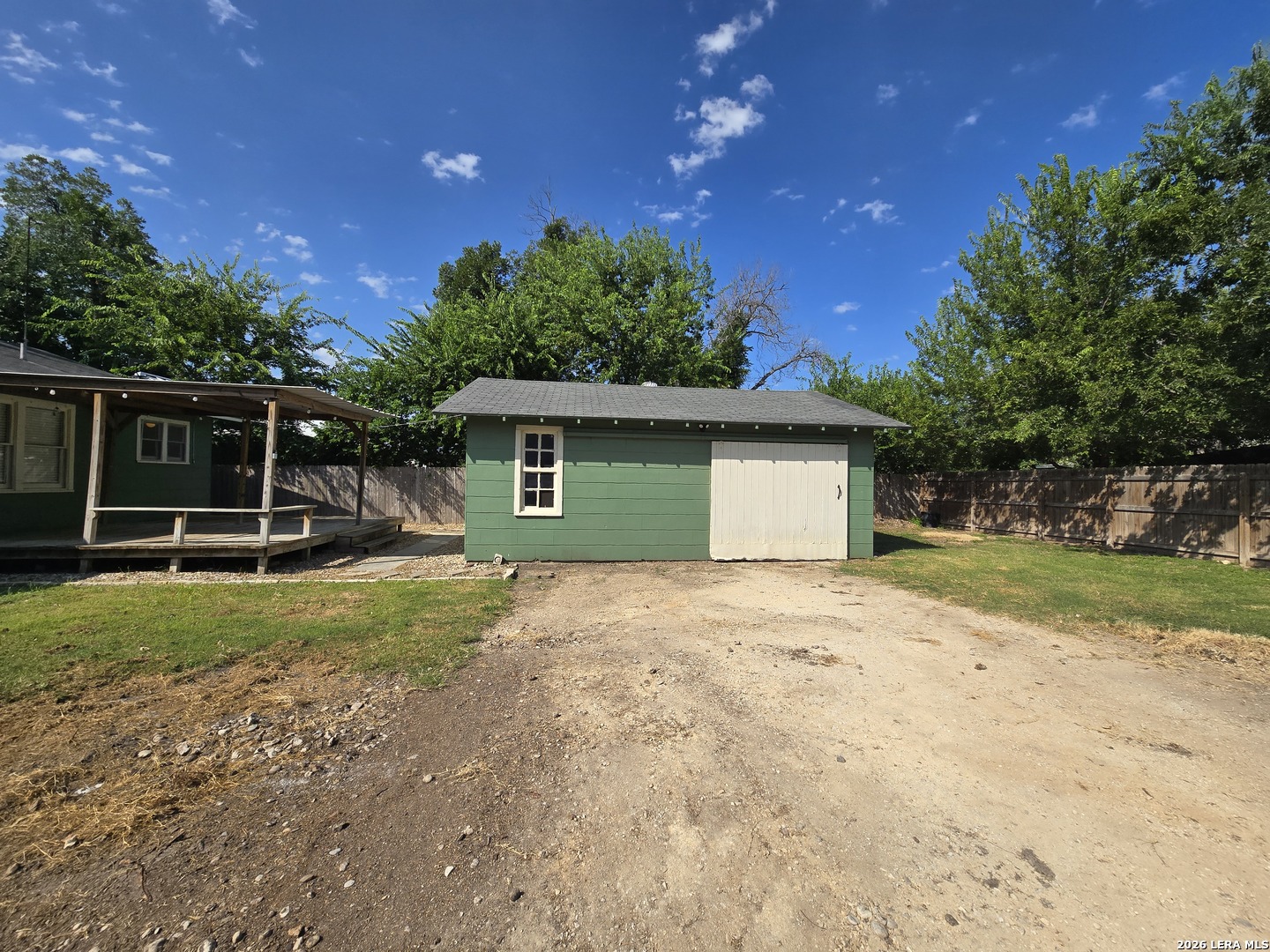 main property photo 22