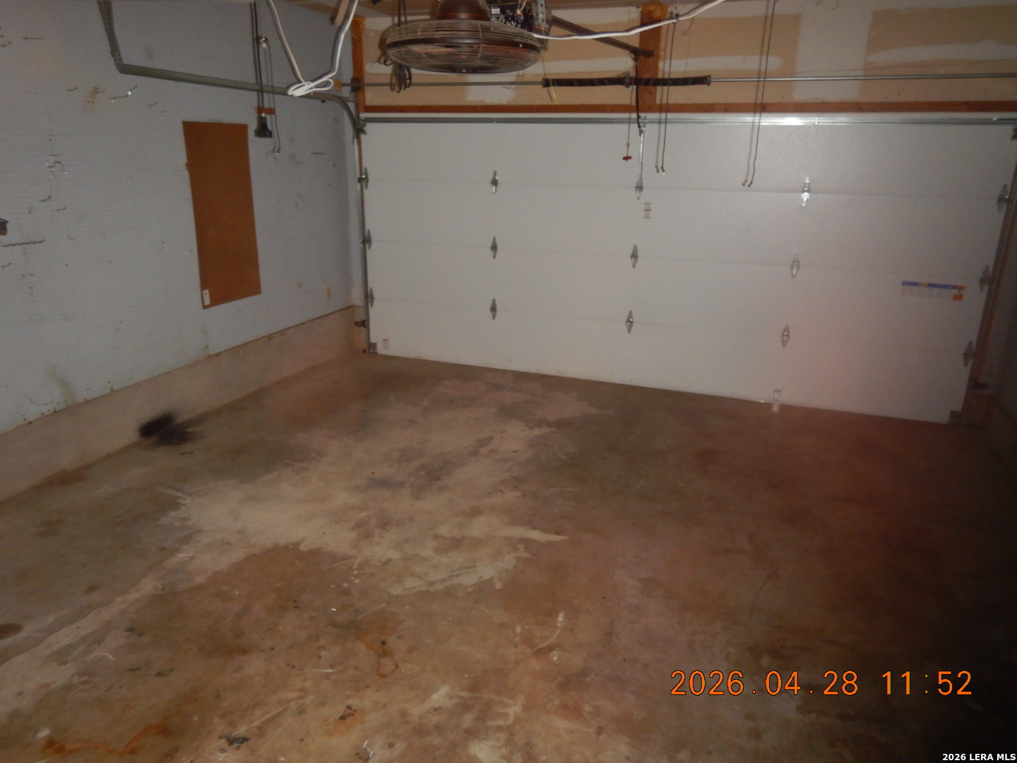 main property photo 10