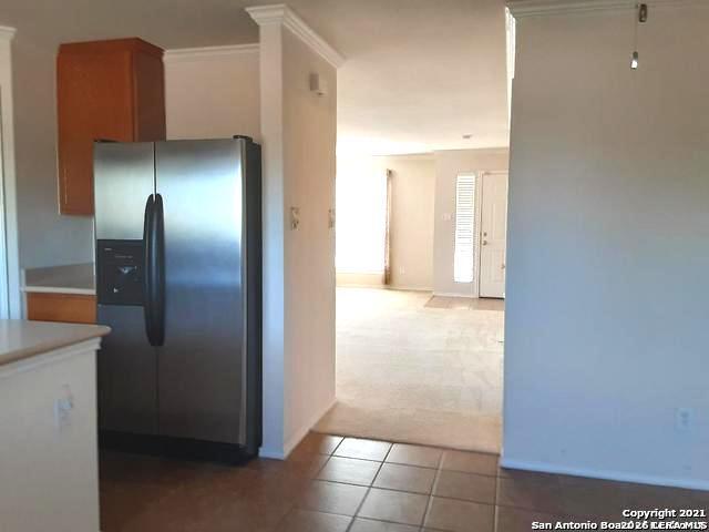 main property photo 9