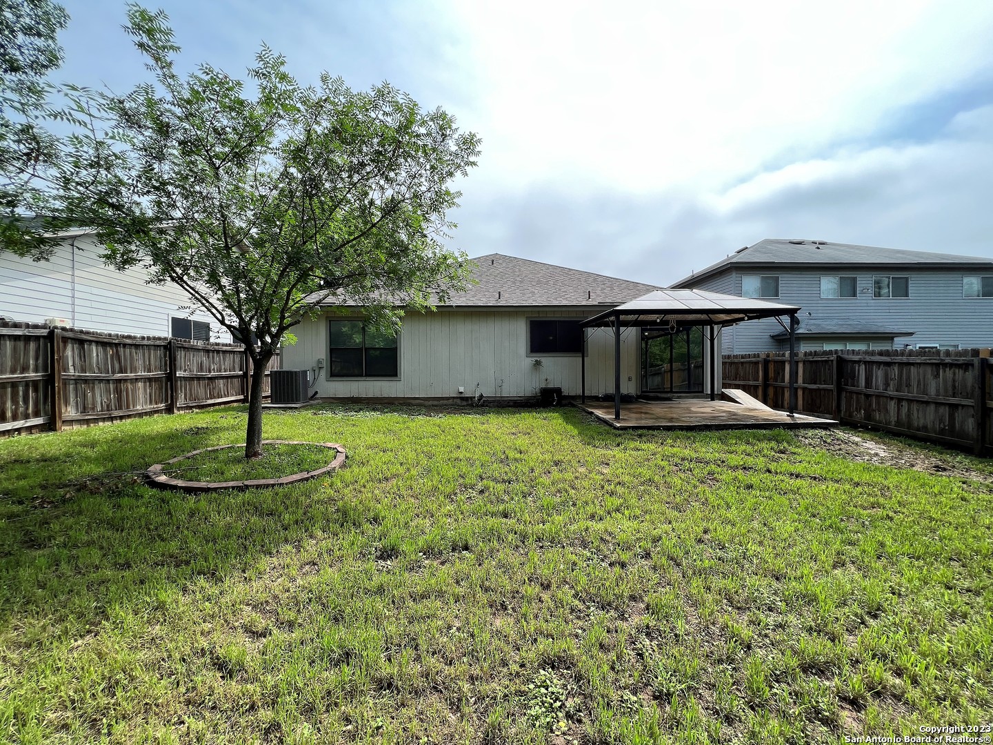 main property photo 22