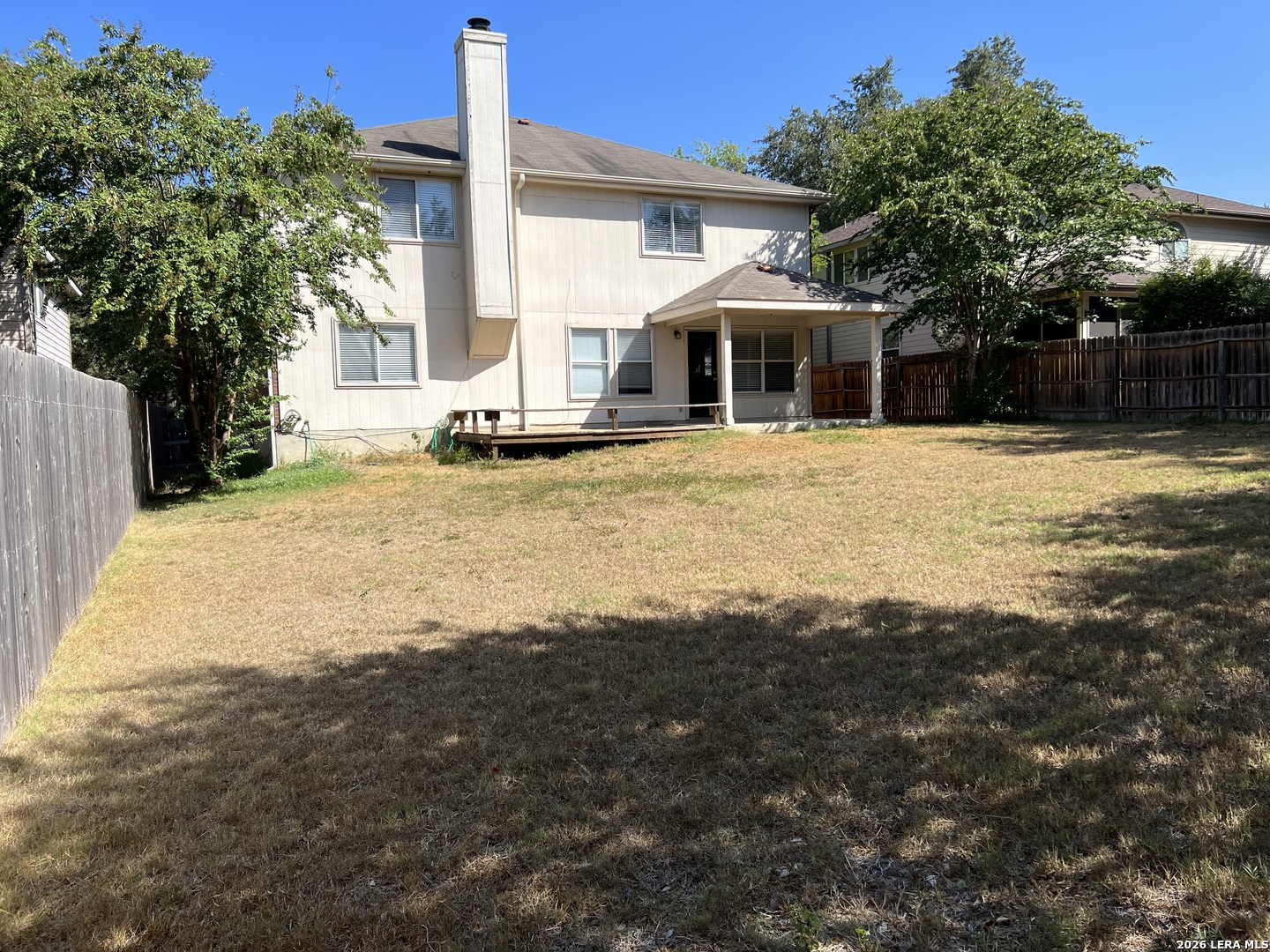 main property photo 29