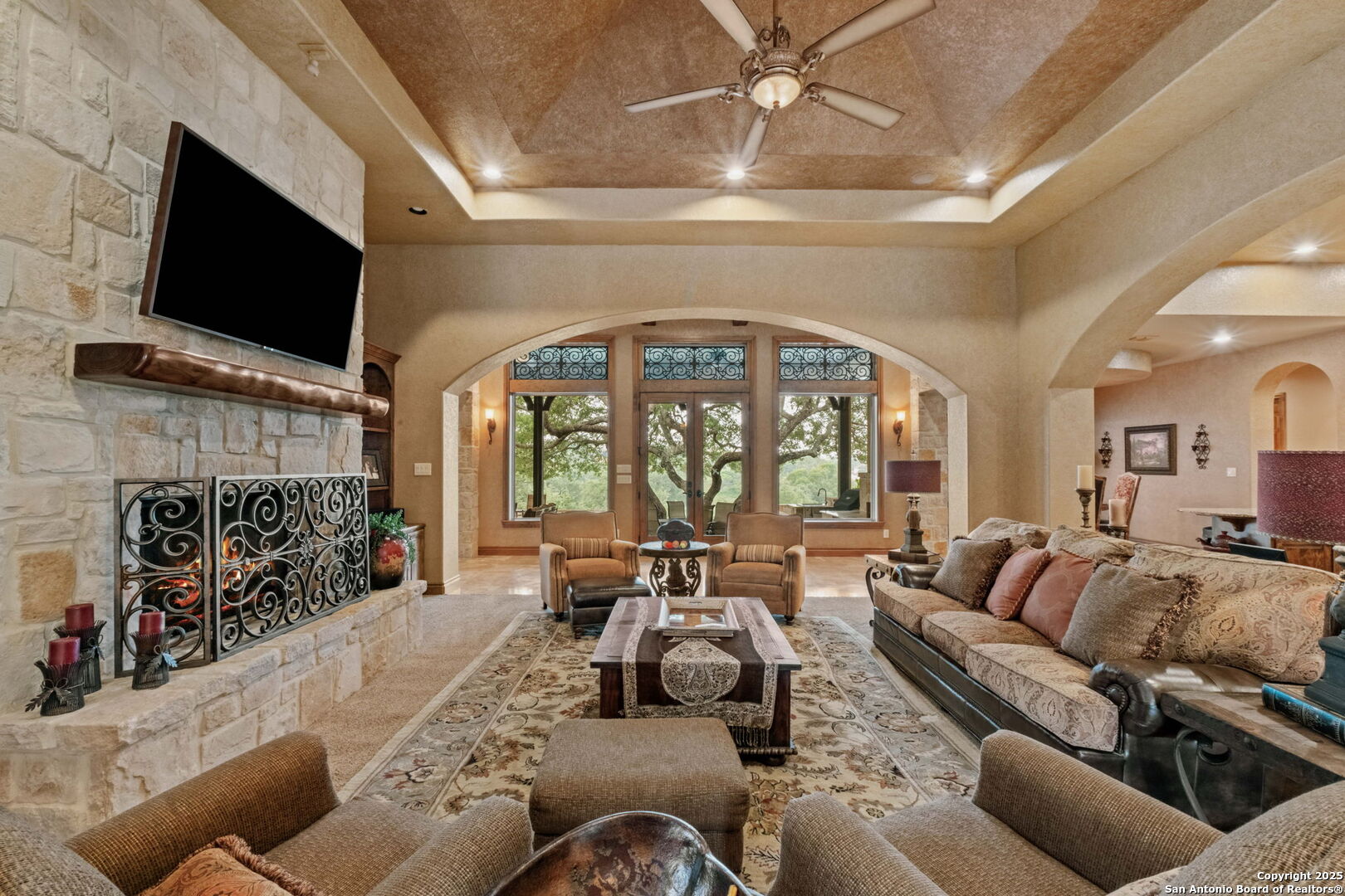 main property photo 9