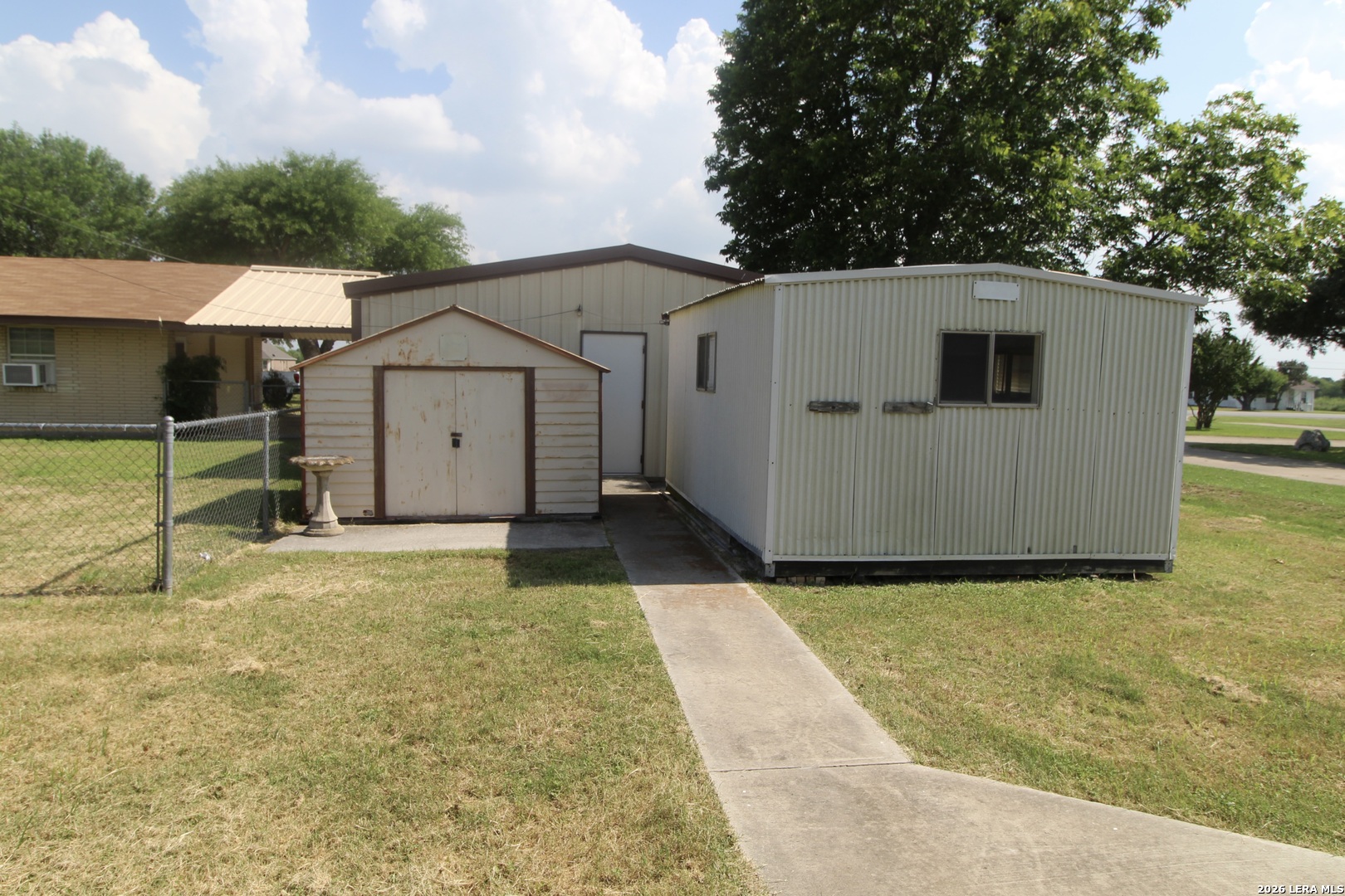 main property photo 49