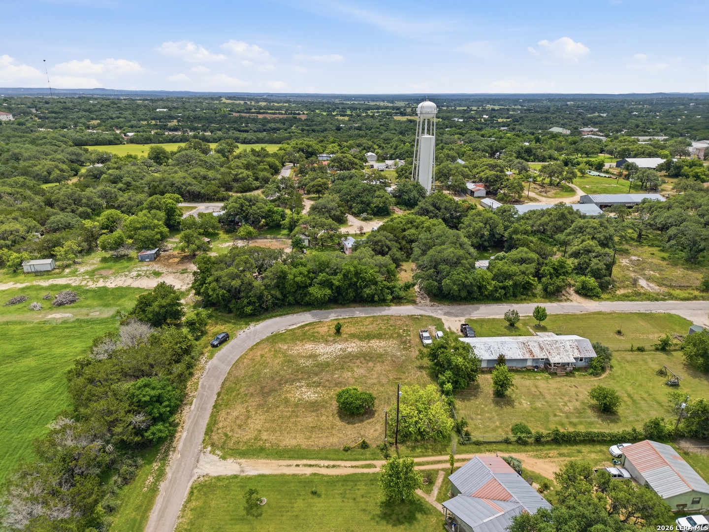 main property photo 14