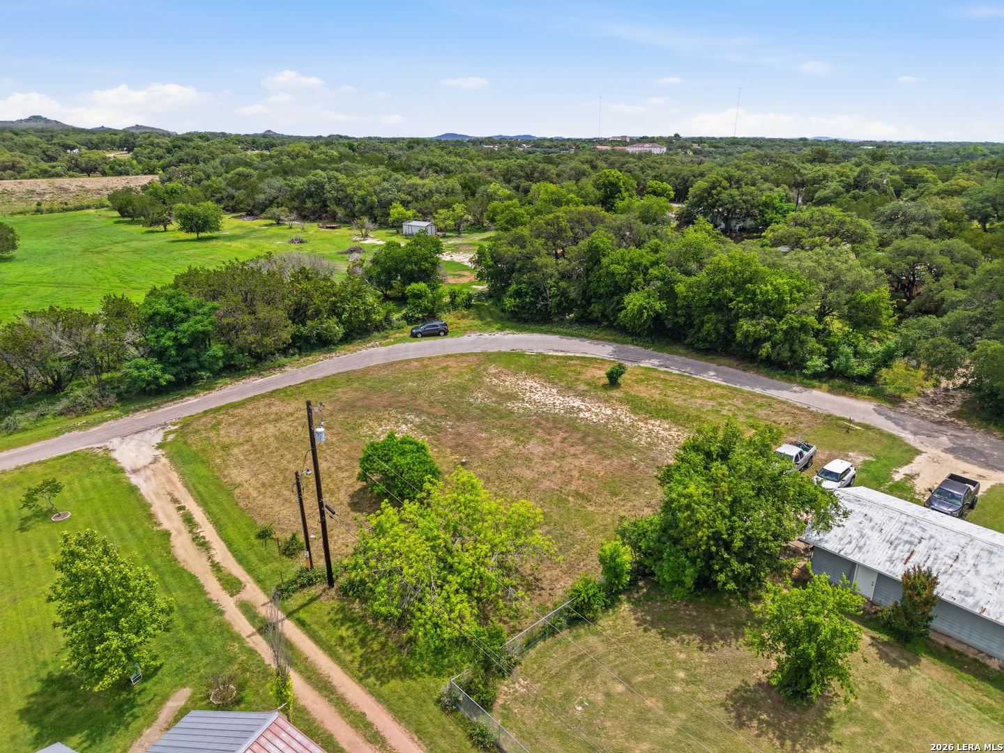 main property photo 22