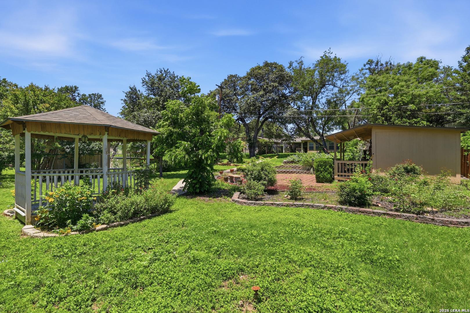 main property photo 15