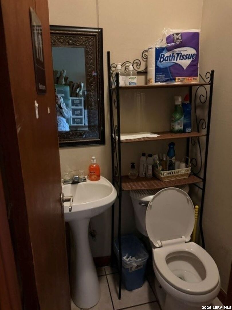 main property photo 12