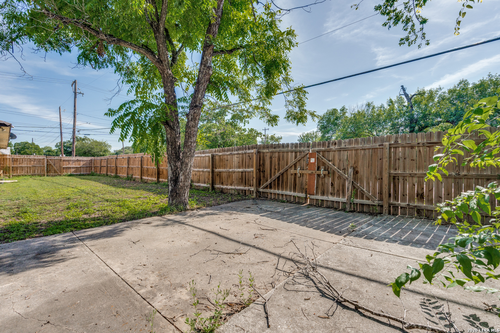 main property photo 17