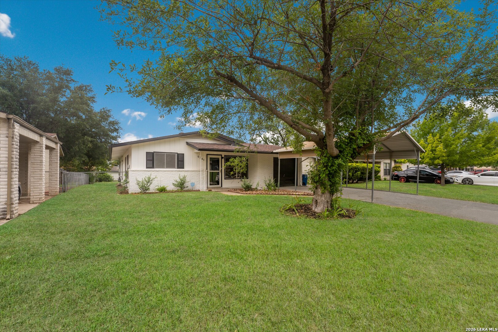 main property photo 29