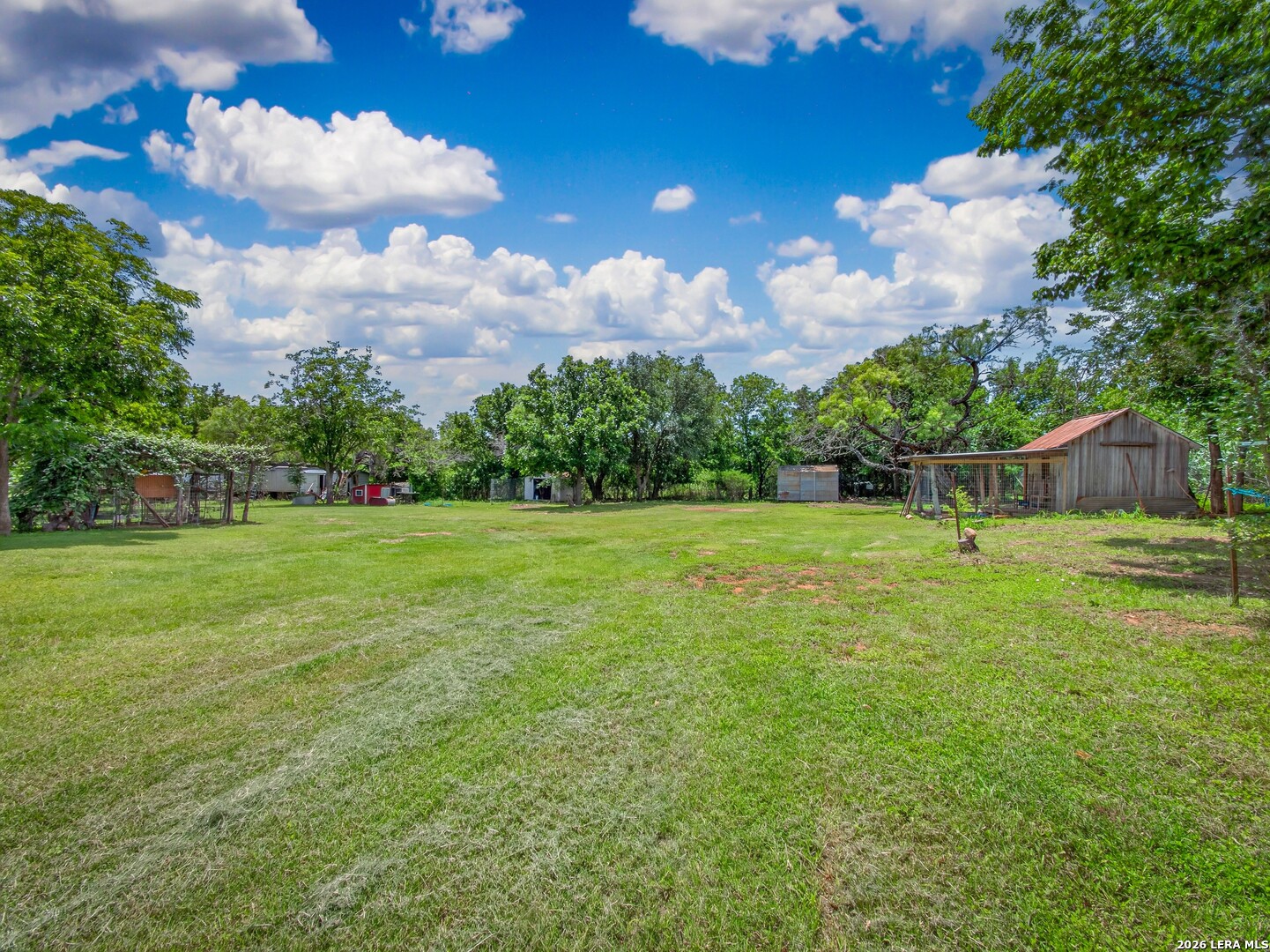 main property photo 34