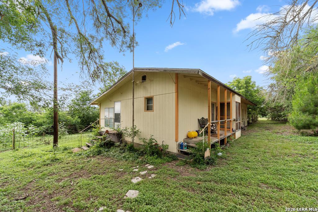 main property photo 32