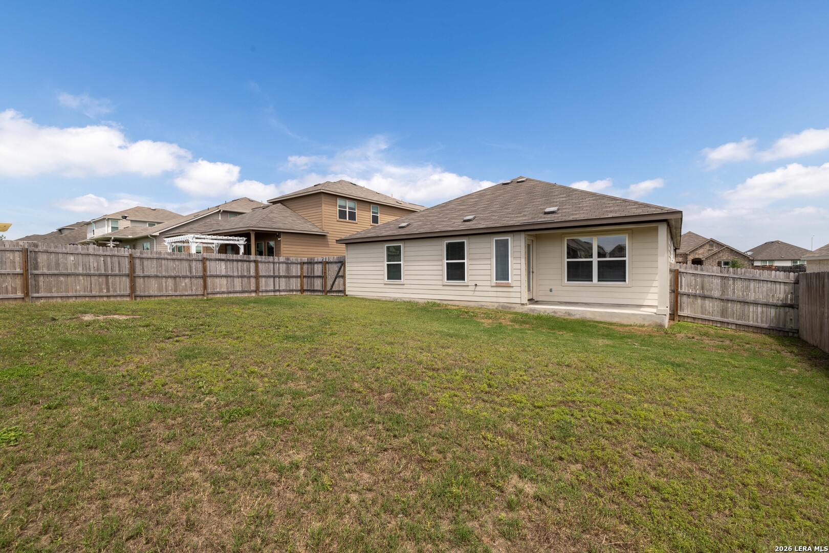 main property photo 22