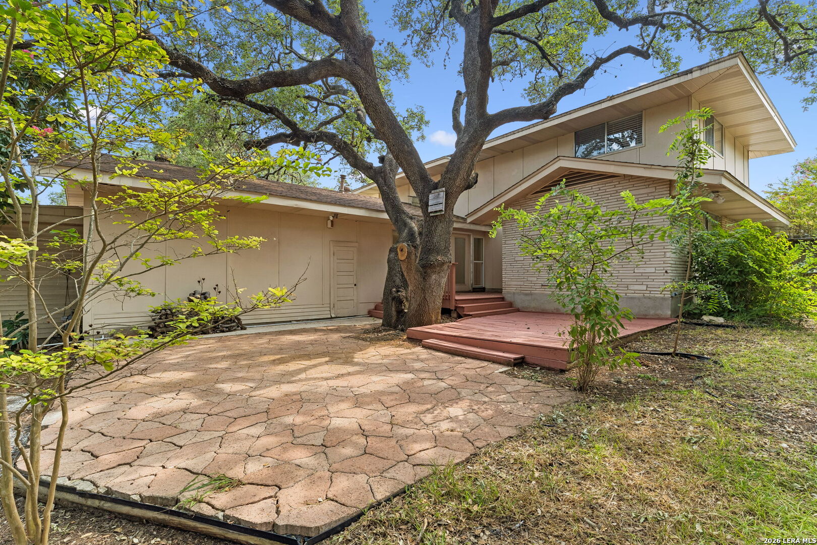 main property photo 48