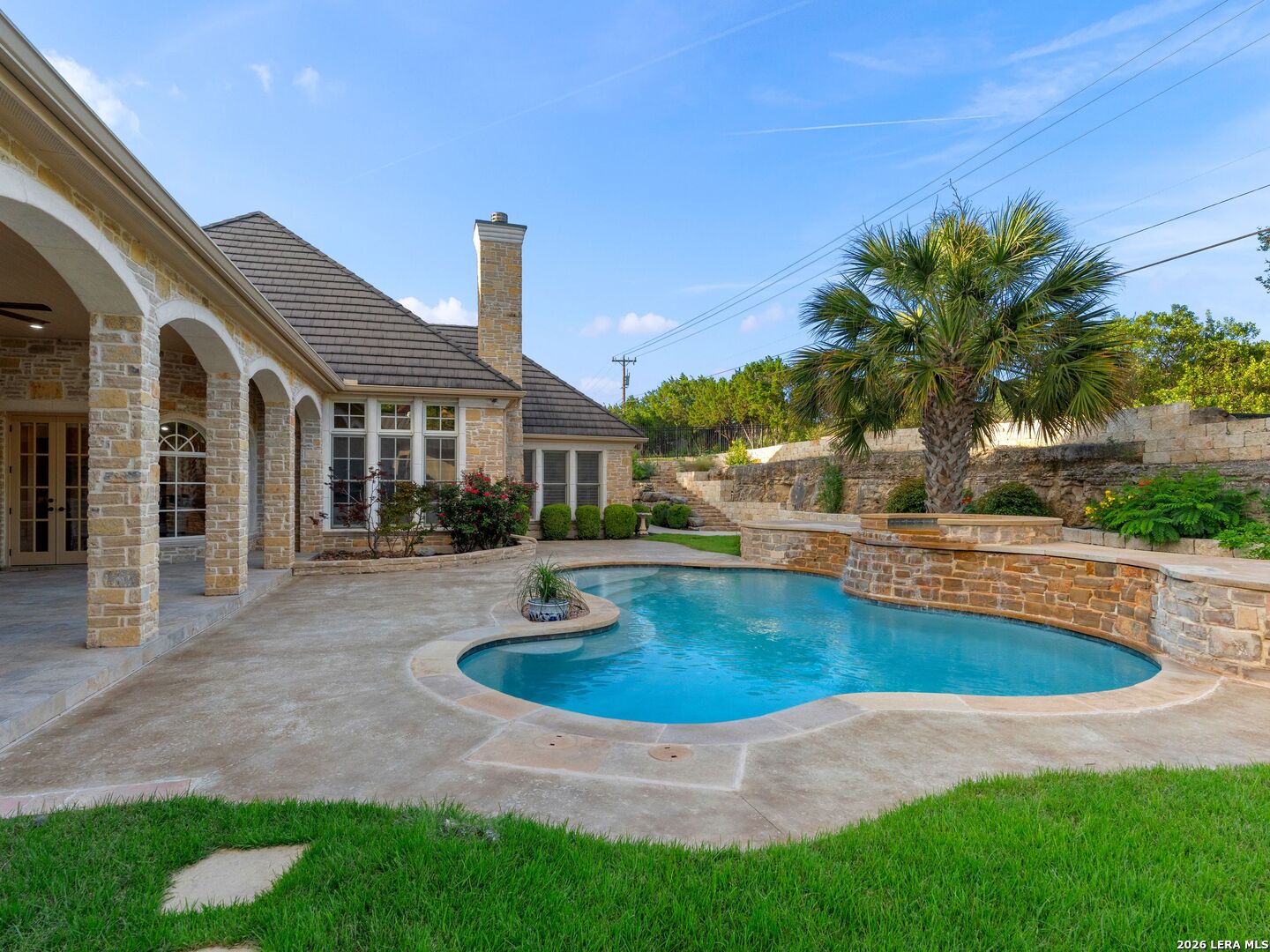 main property photo 50
