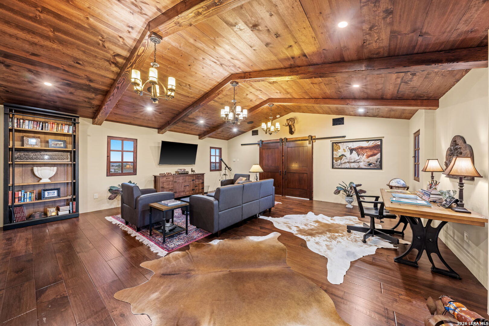 main property photo 59