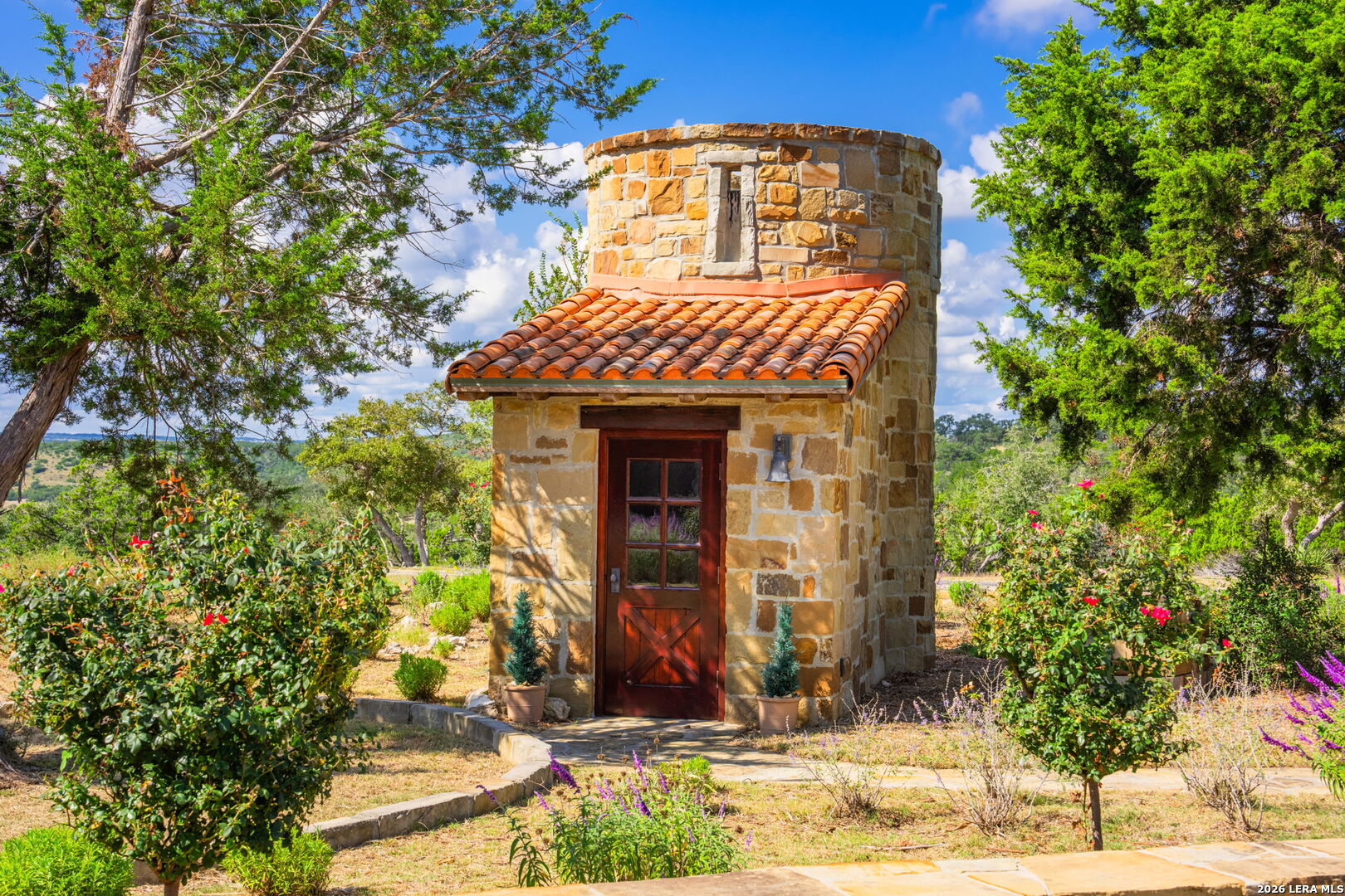 main property photo 87
