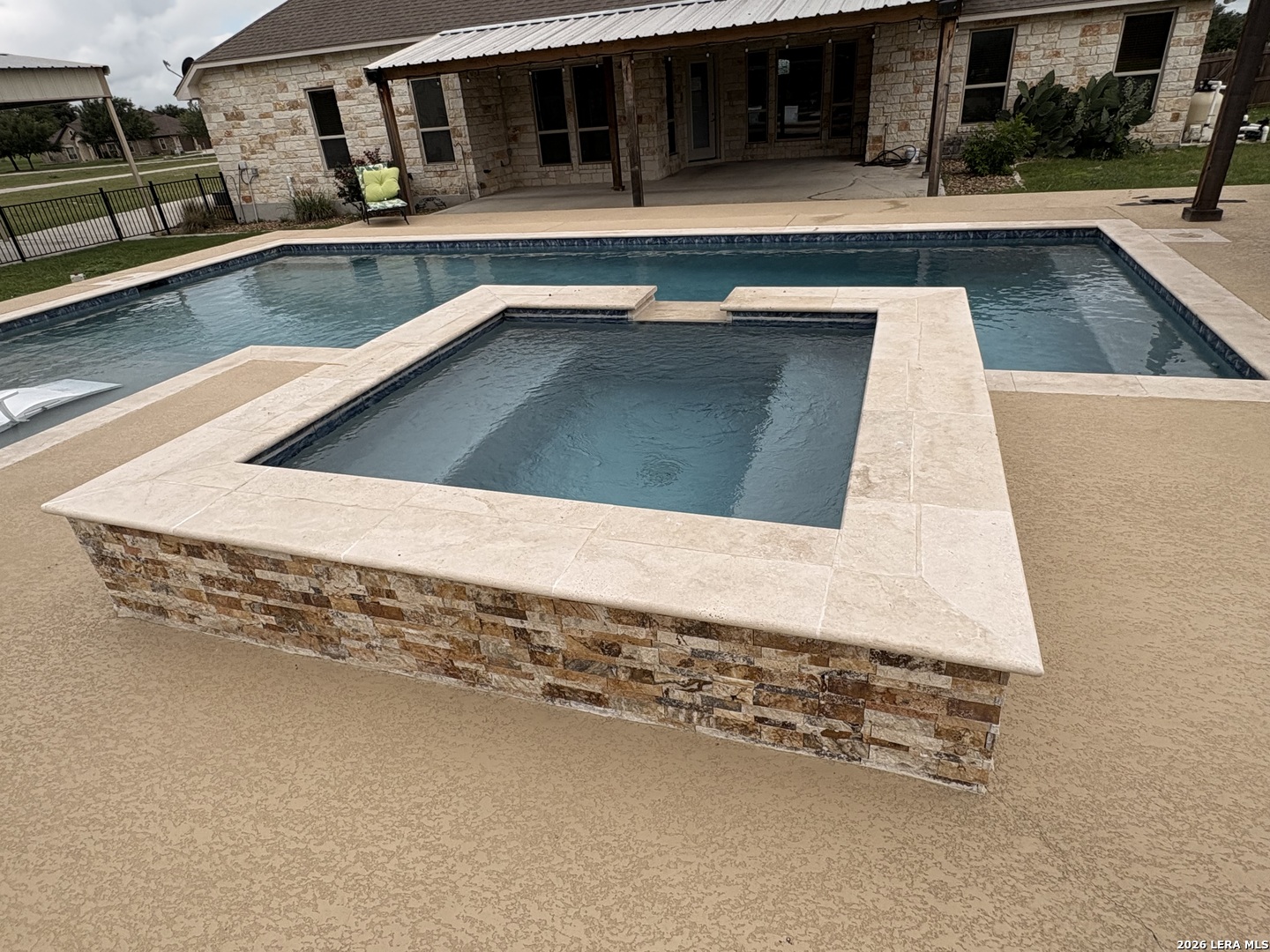 main property photo 59