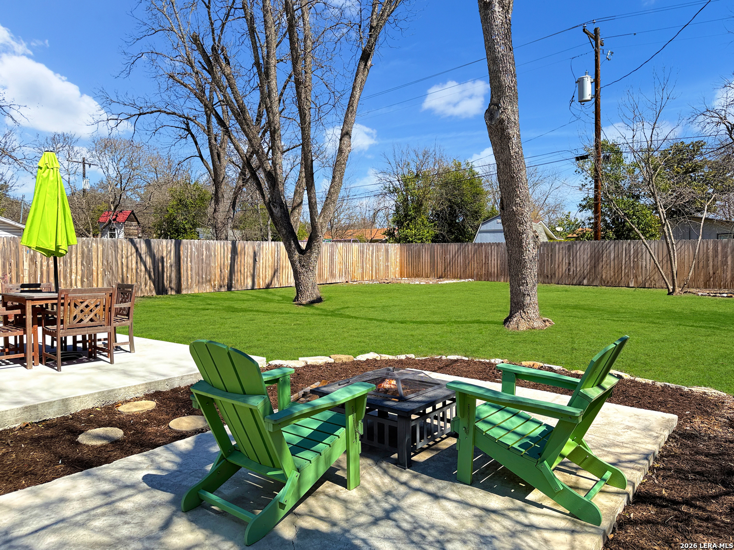 main property photo 22