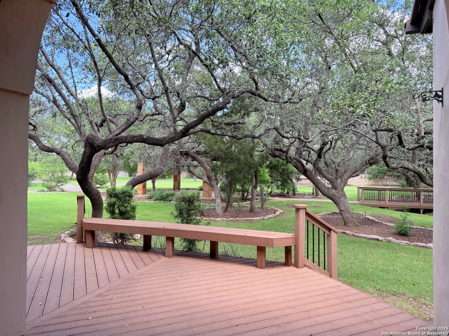 main property photo 31