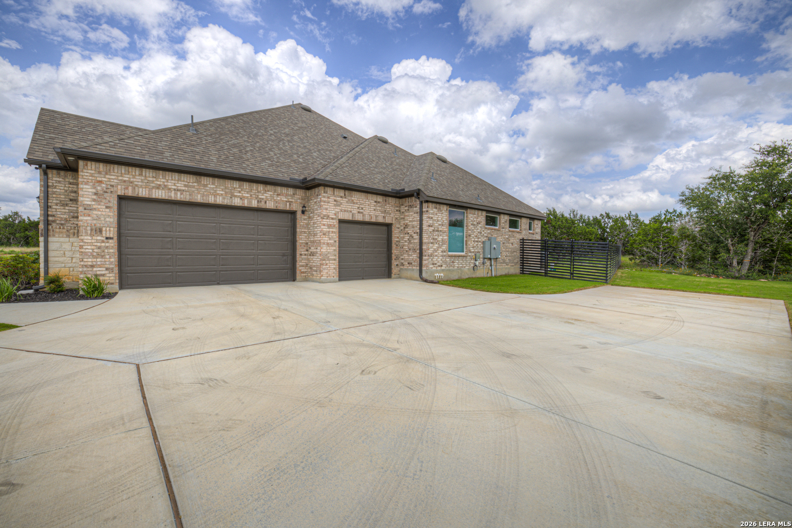 main property photo 49