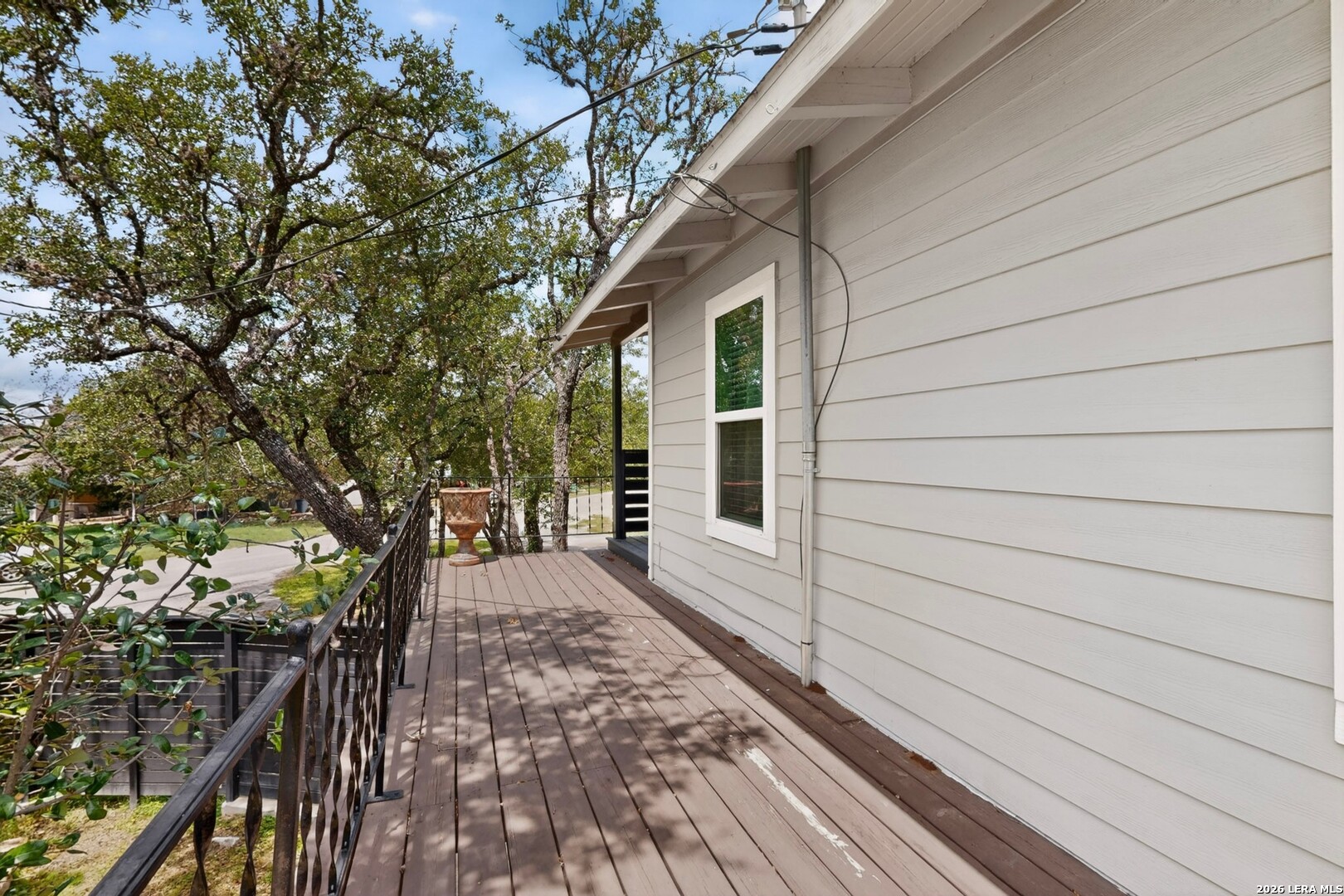 main property photo 46