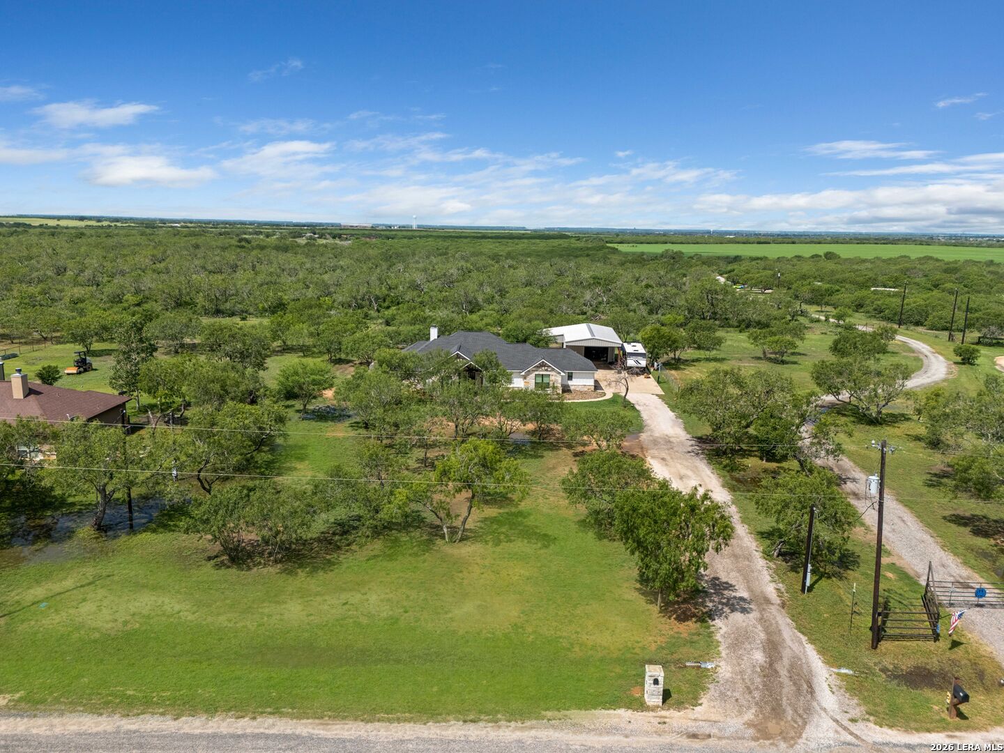 main property photo 39