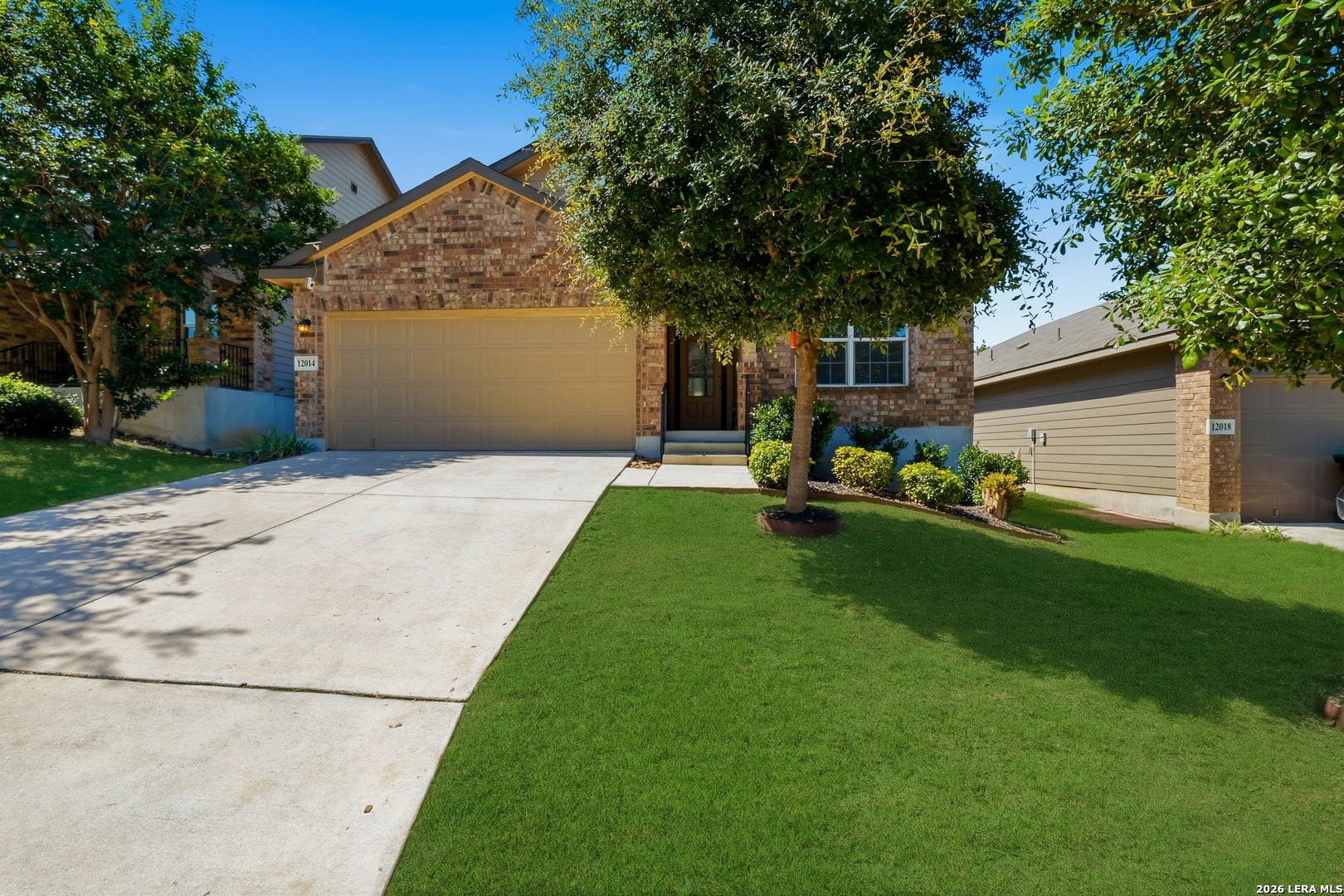 main property photo 13