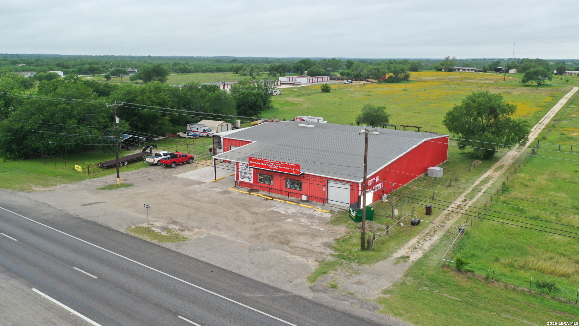 main property photo 3