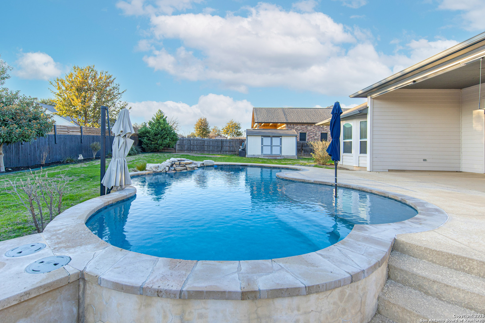 main property photo 44