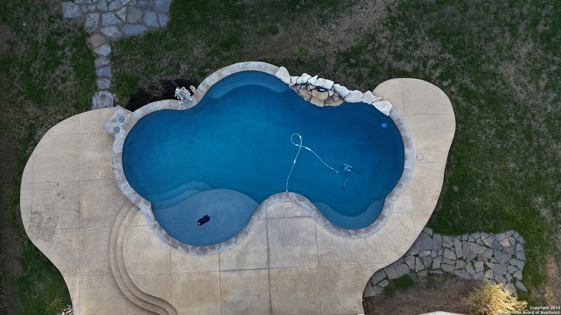 main property photo 49