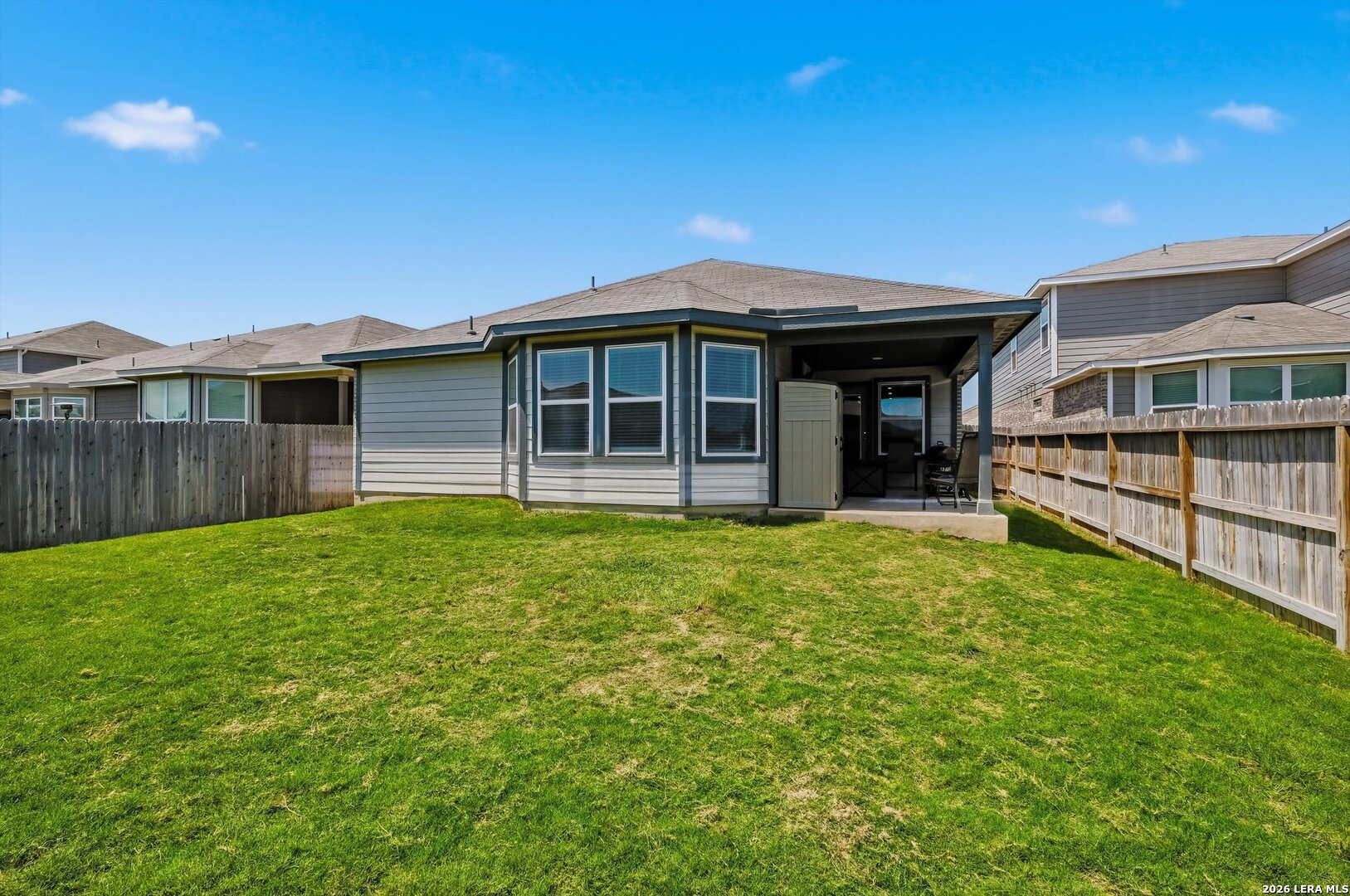 main property photo 31