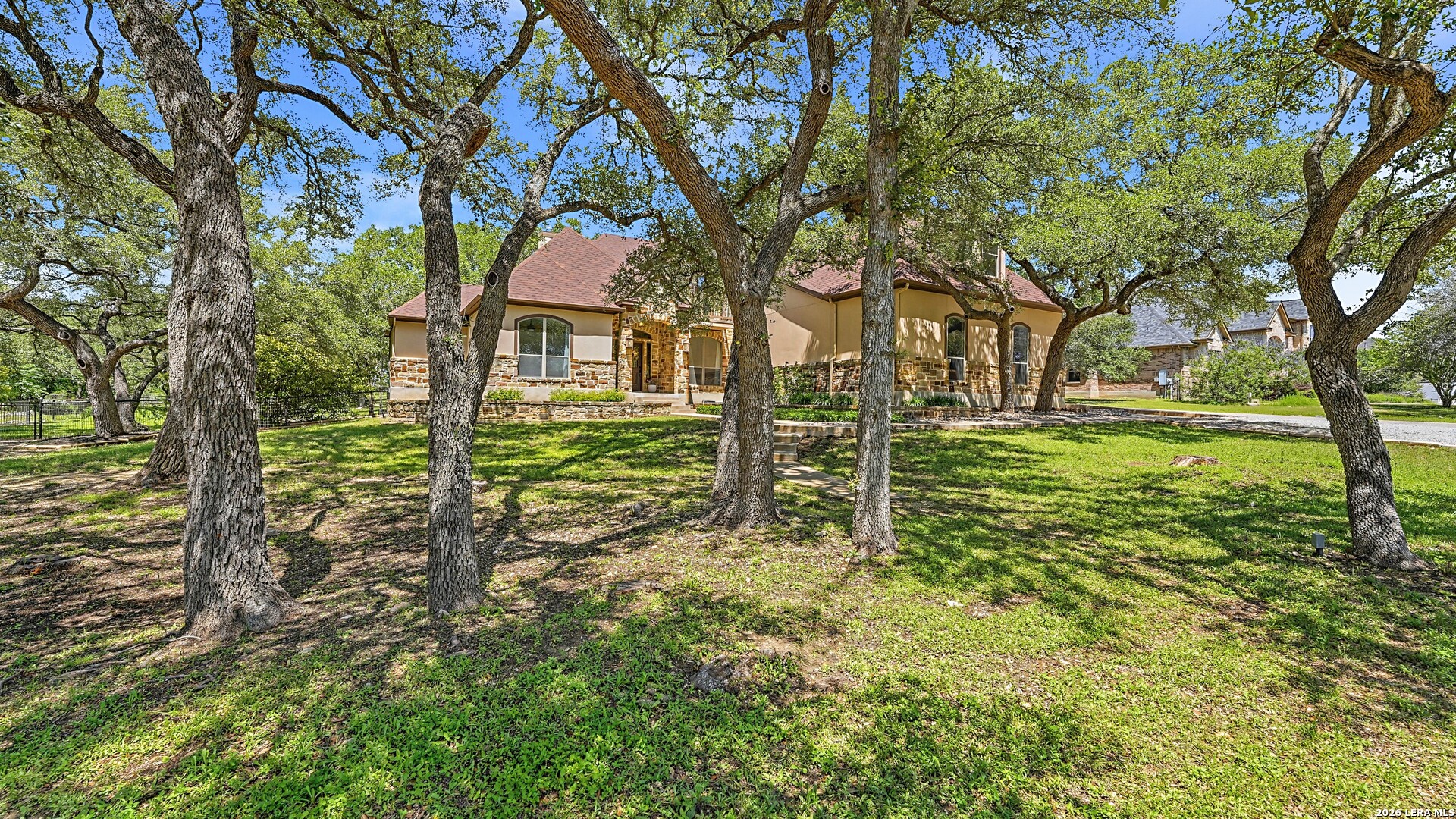 main property photo 45