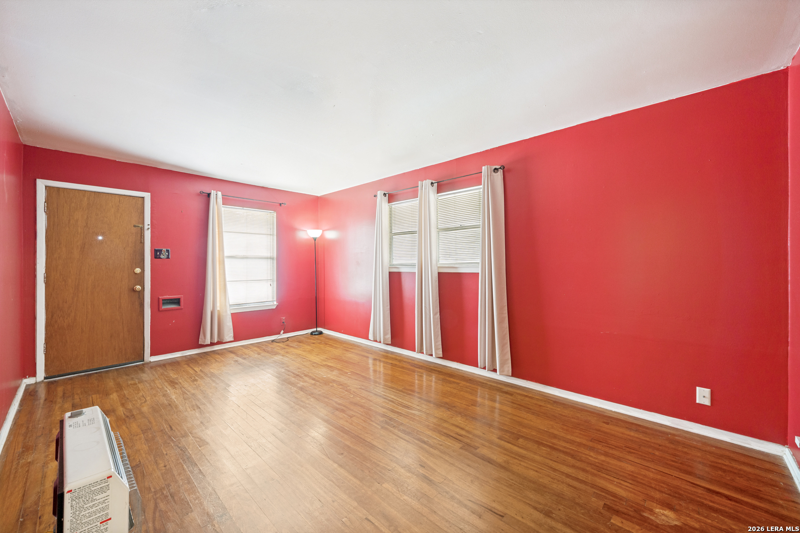 main property photo 2