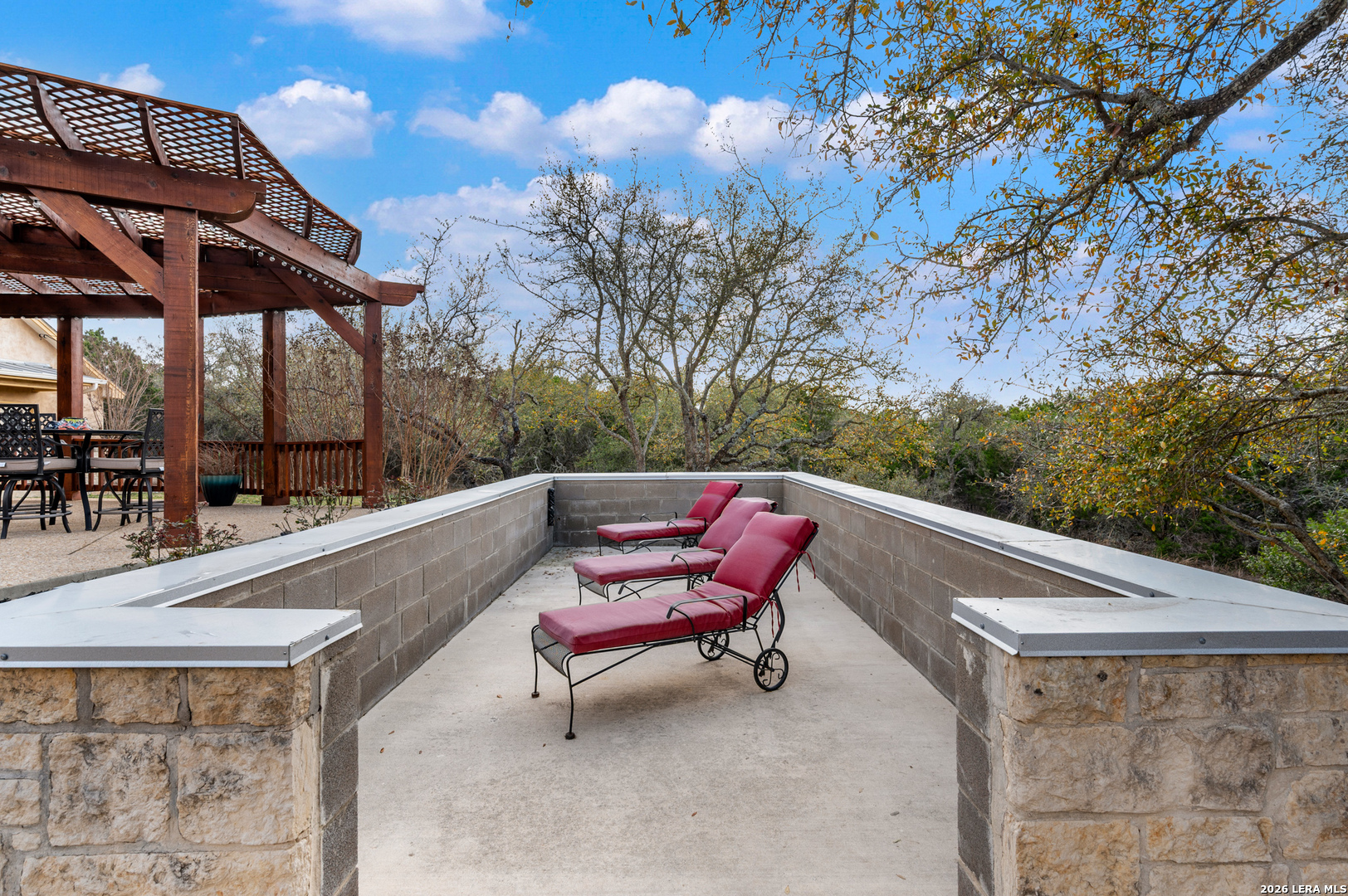 main property photo 44