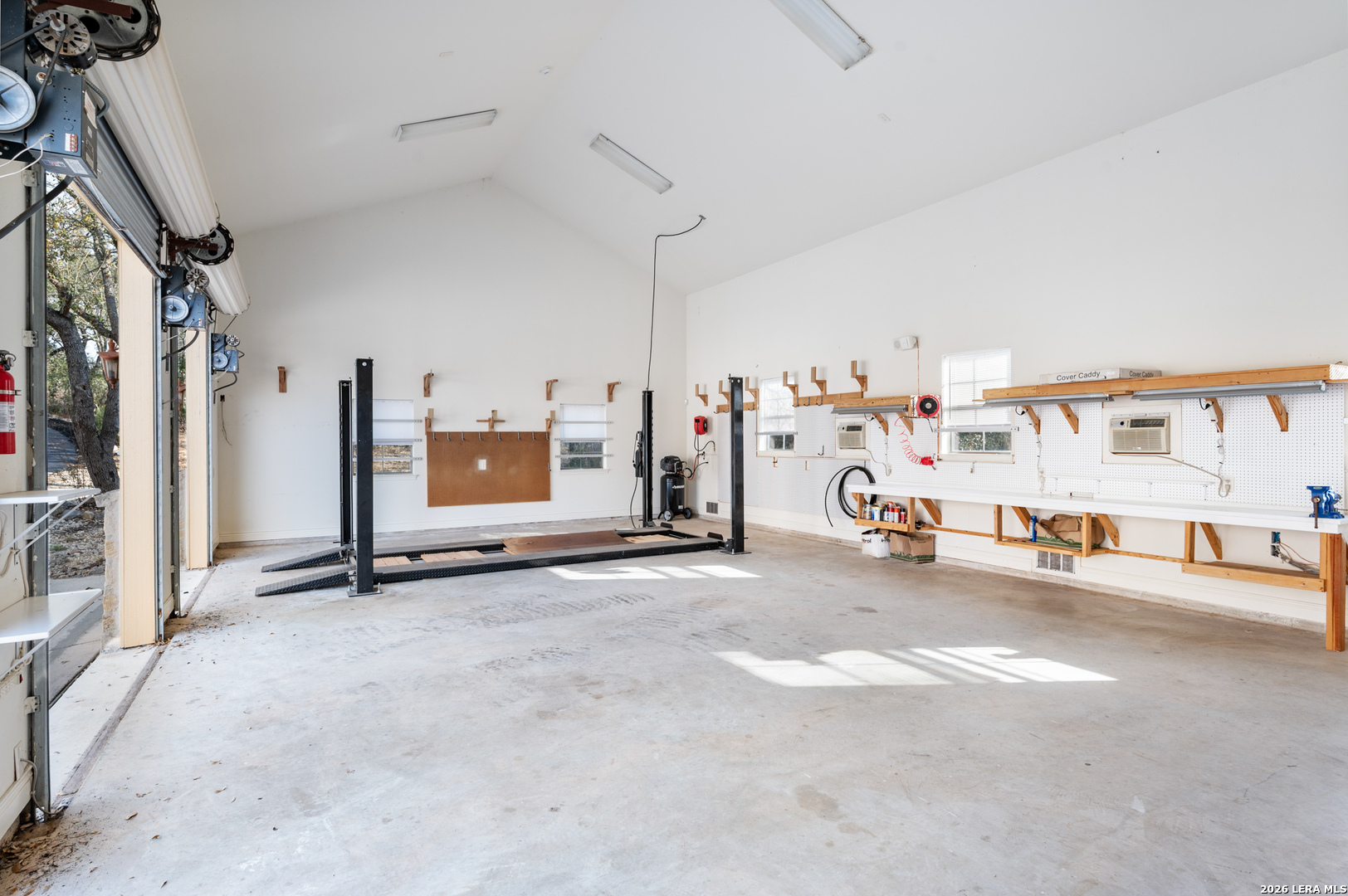 main property photo 49