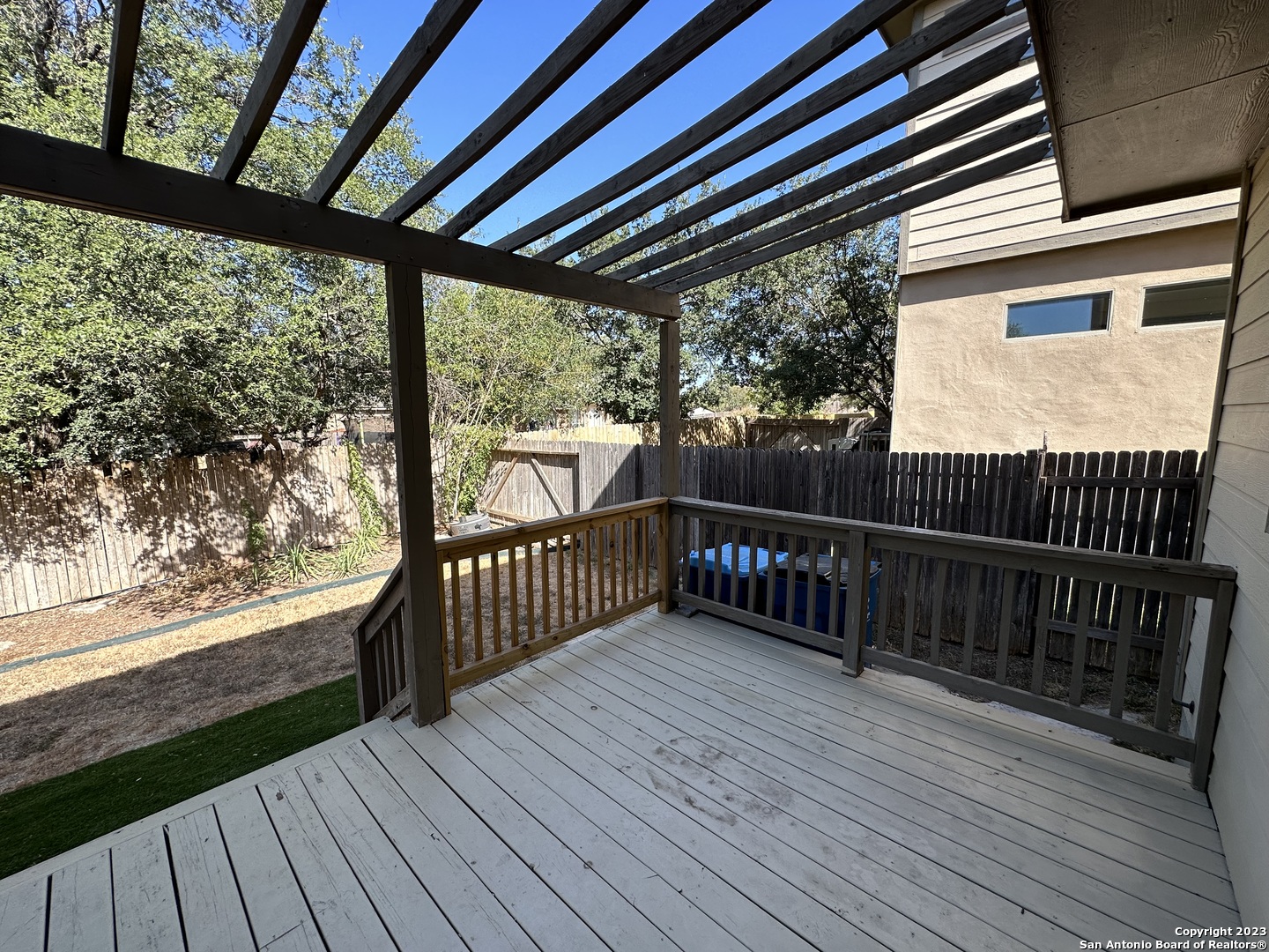 main property photo 24