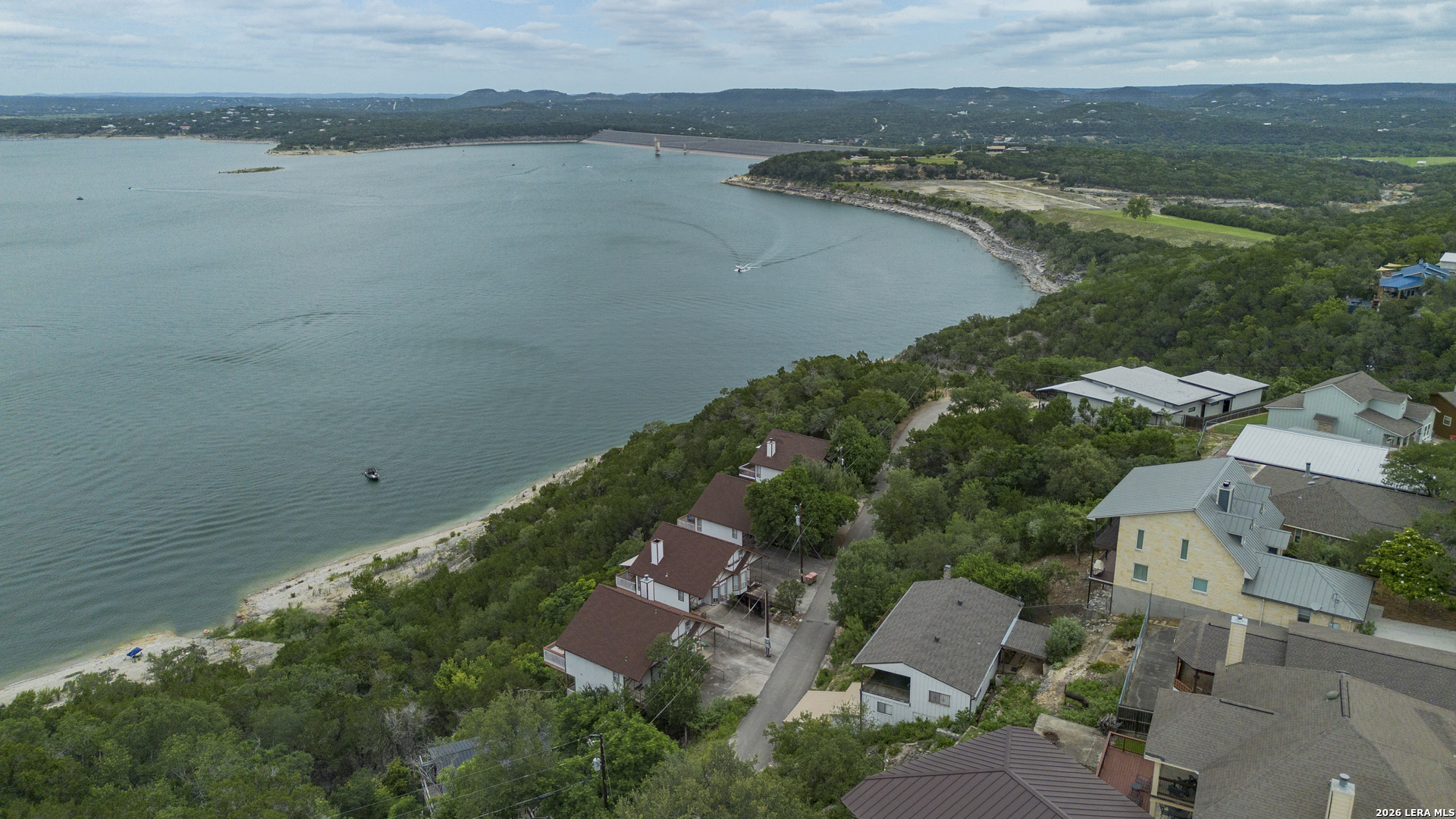 main property photo 50