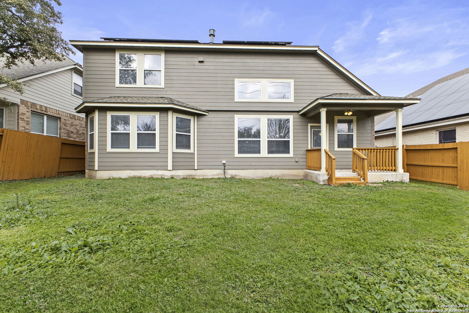 main property photo 37