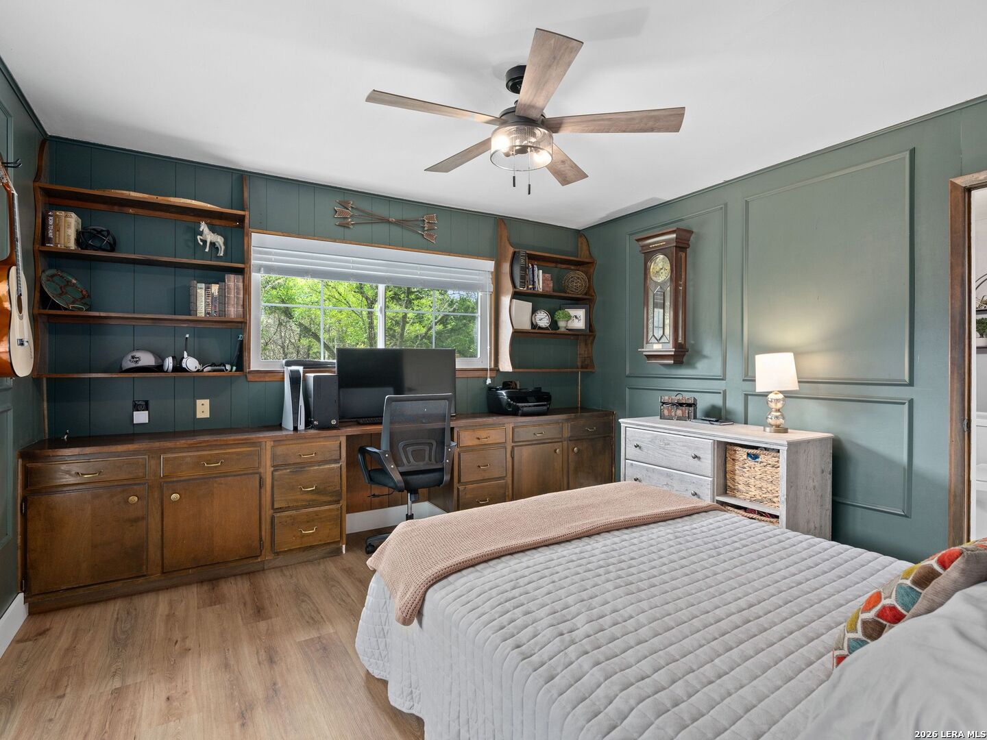 main property photo 22
