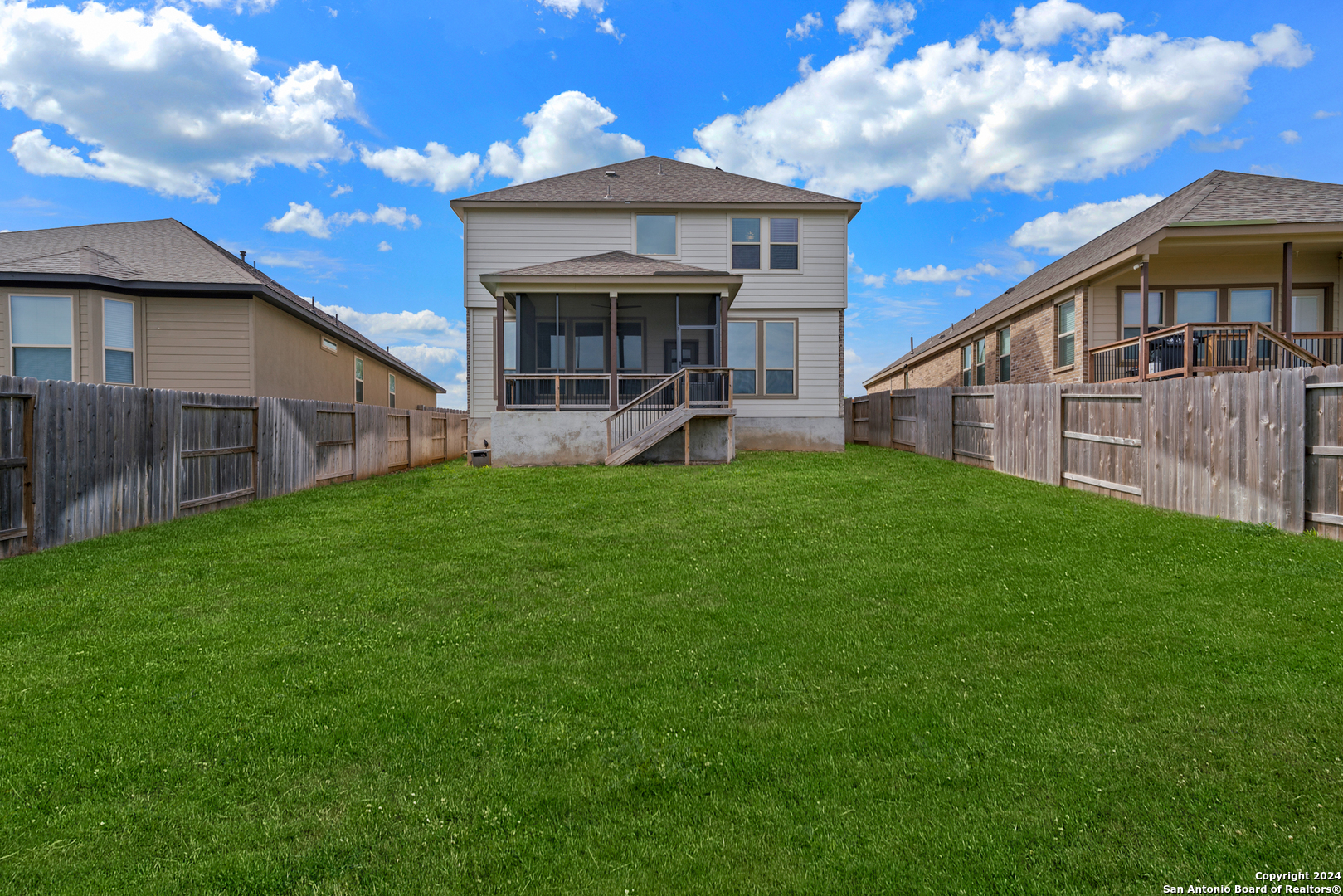 main property photo 30