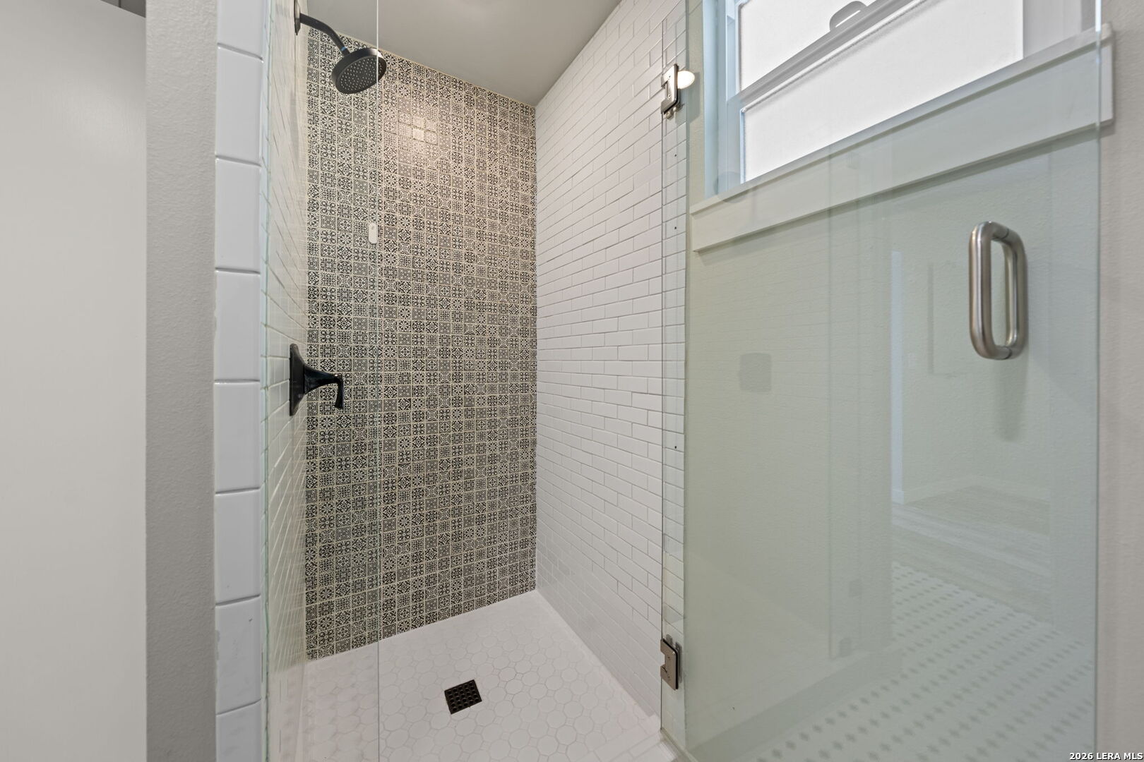 property viewer photo 13