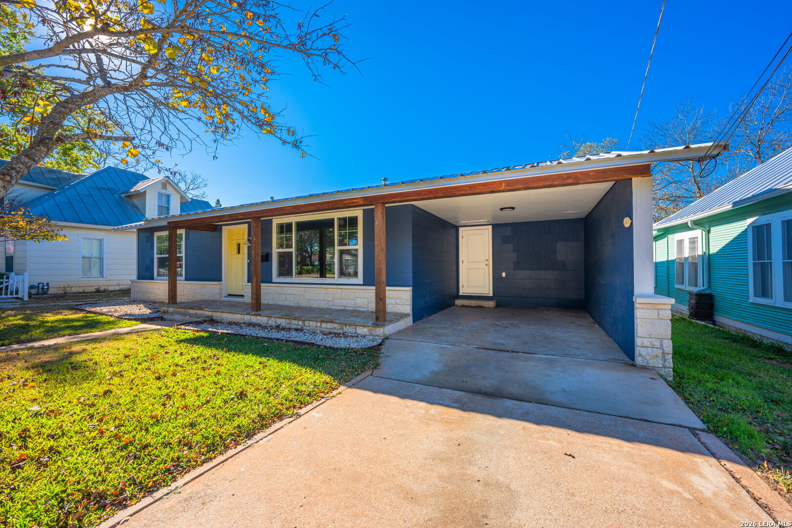 property viewer photo 2